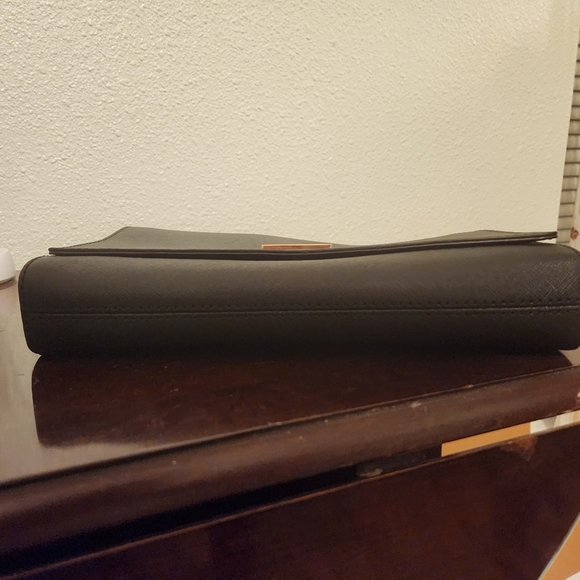 Kate Spade Black Evening Bag w/ chain crossbody option - Picture 3 of 10